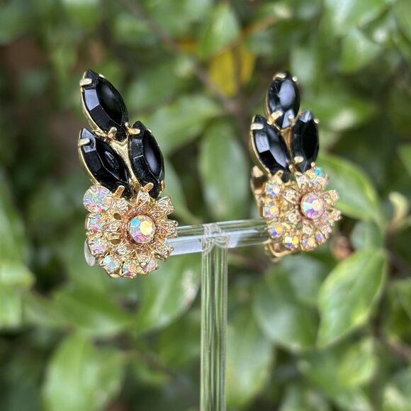 Juliana D&E Black Navette Aurora Borealis Filigree Floral Clip On Earrings 1960s - Picture 2 of 5